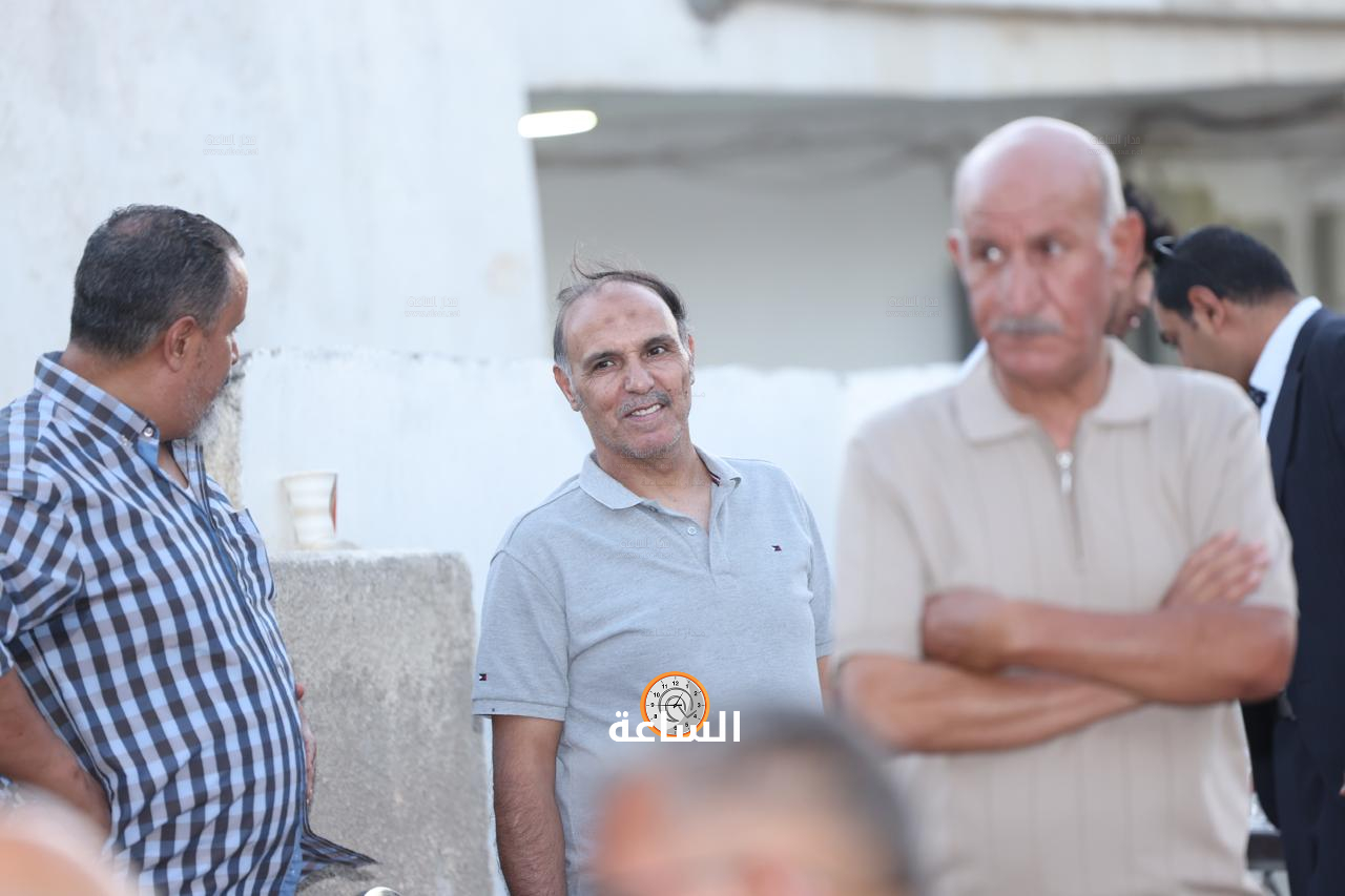 Madar Al-Saa Images 0.4370228295632348