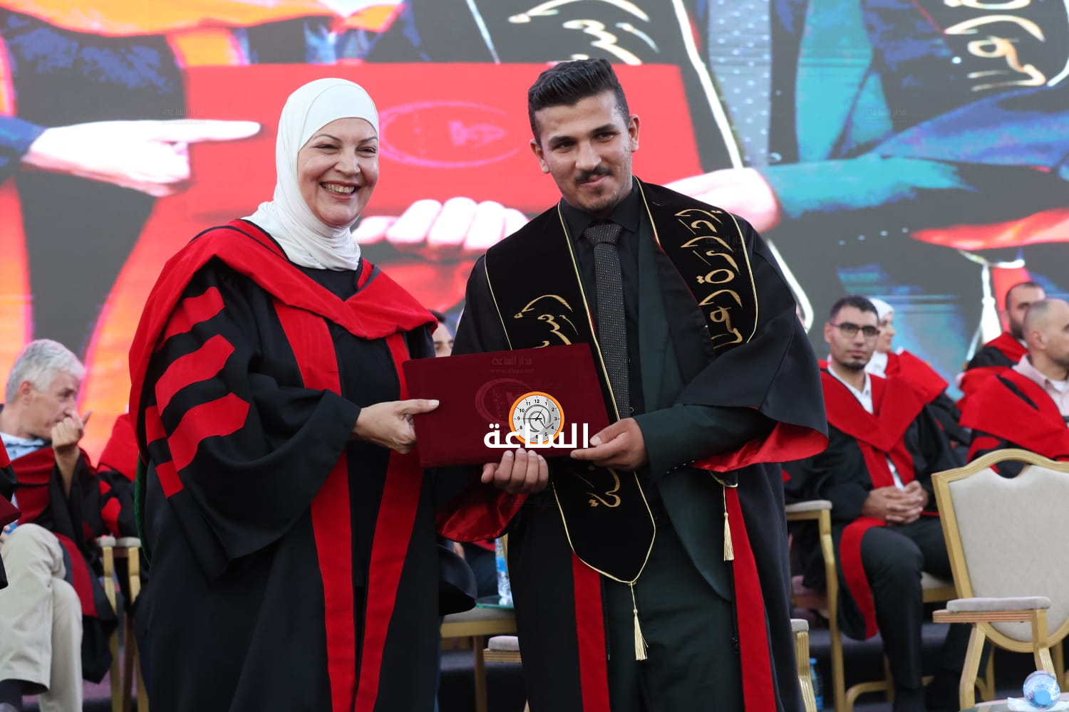 Madar Al-Saa Images 0.1671940297856731