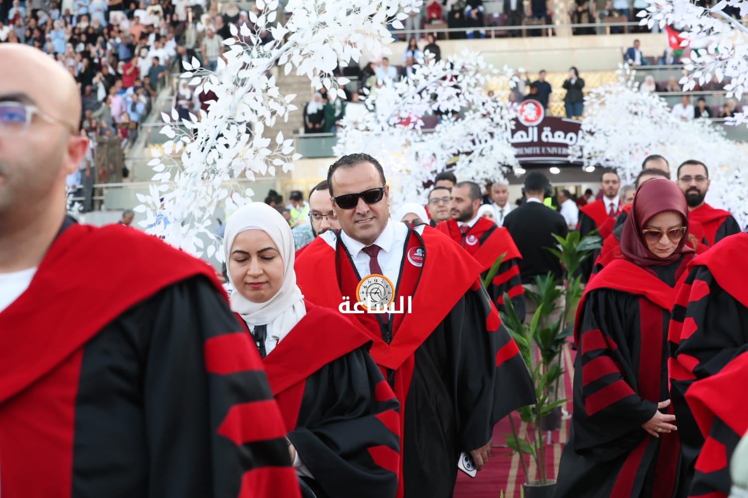 Madar Al-Saa Images 0.7490164553022917