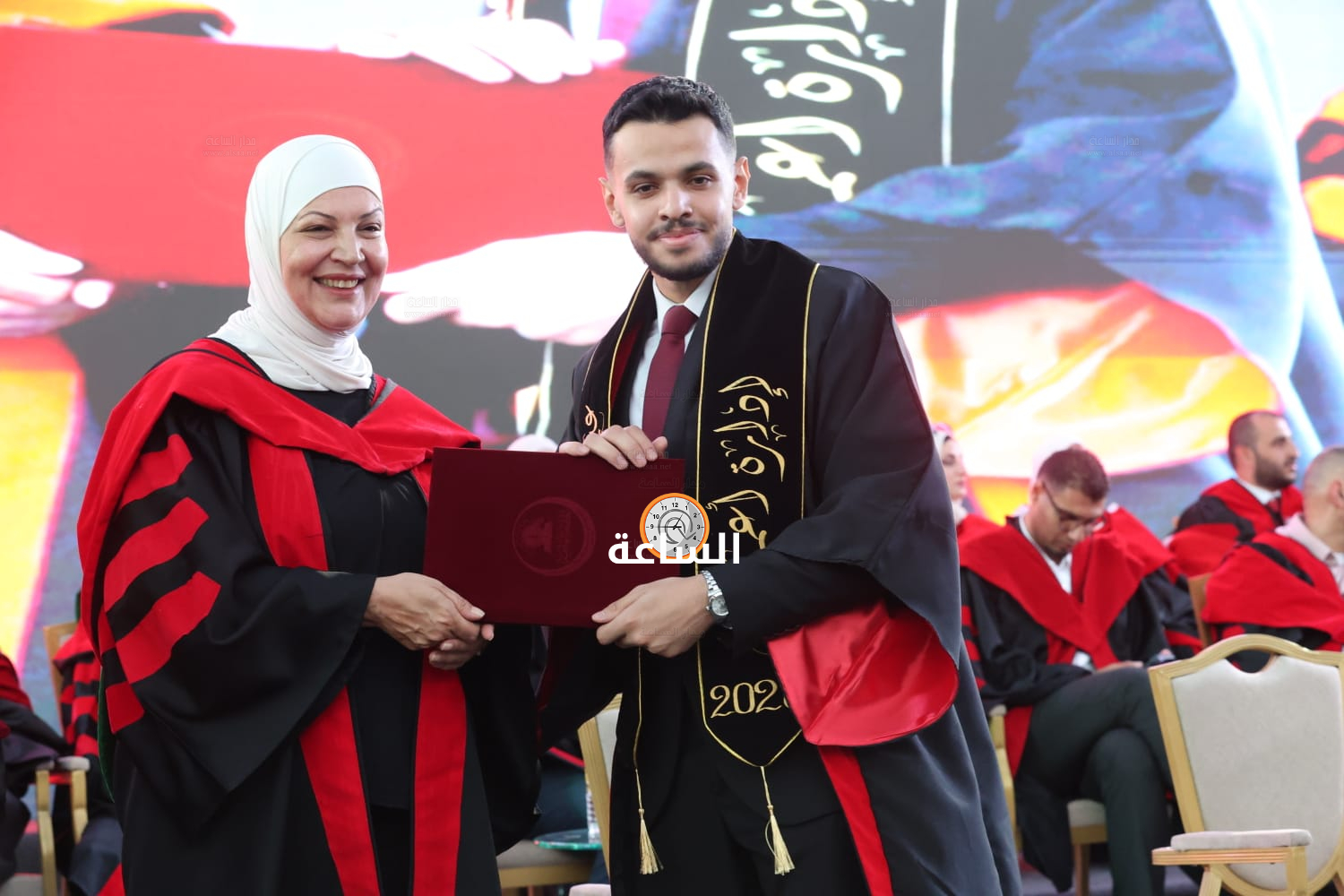Madar Al-Saa Images 0.5591850796367552