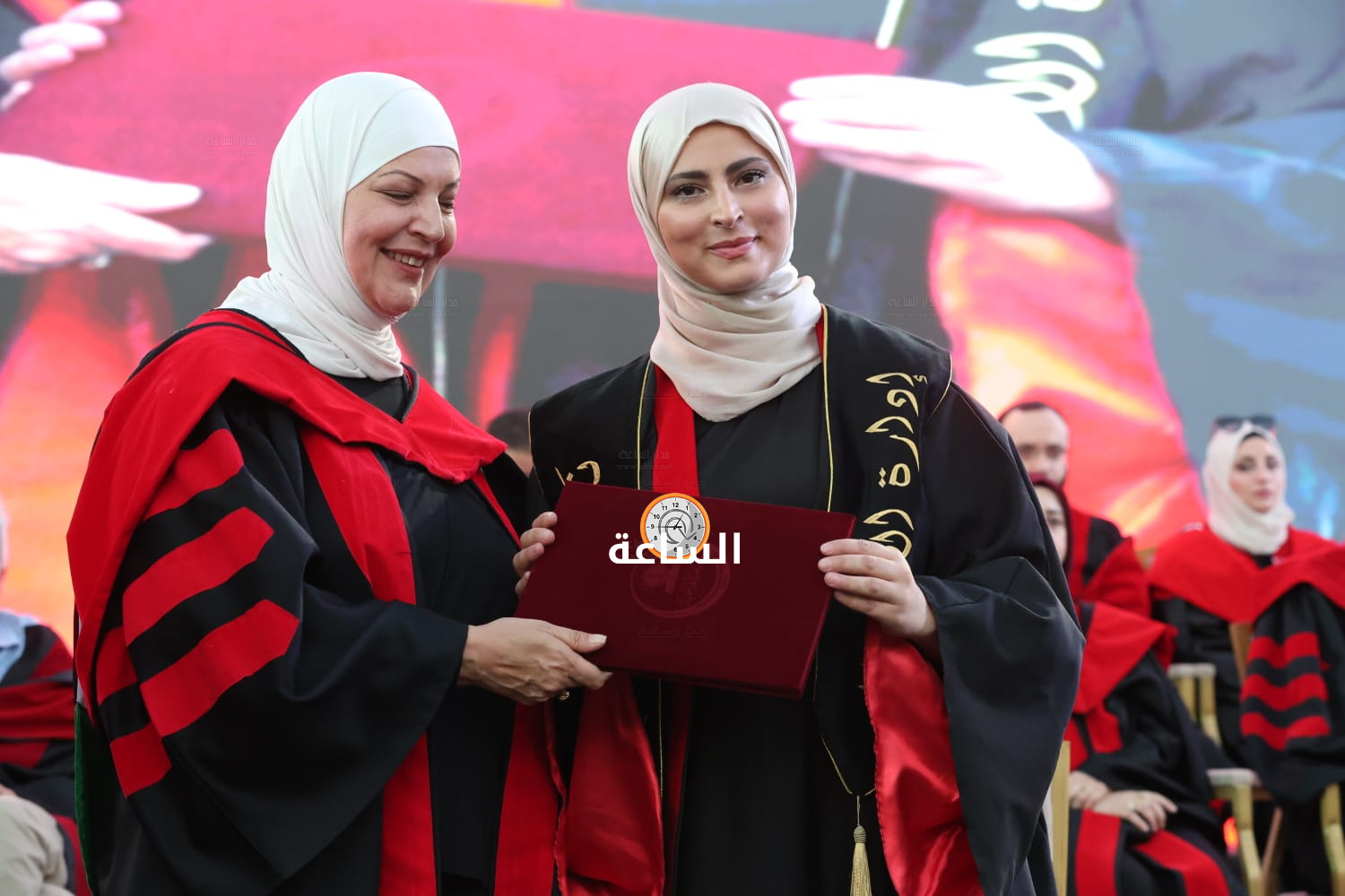 Madar Al-Saa Images 0.4755078515395712