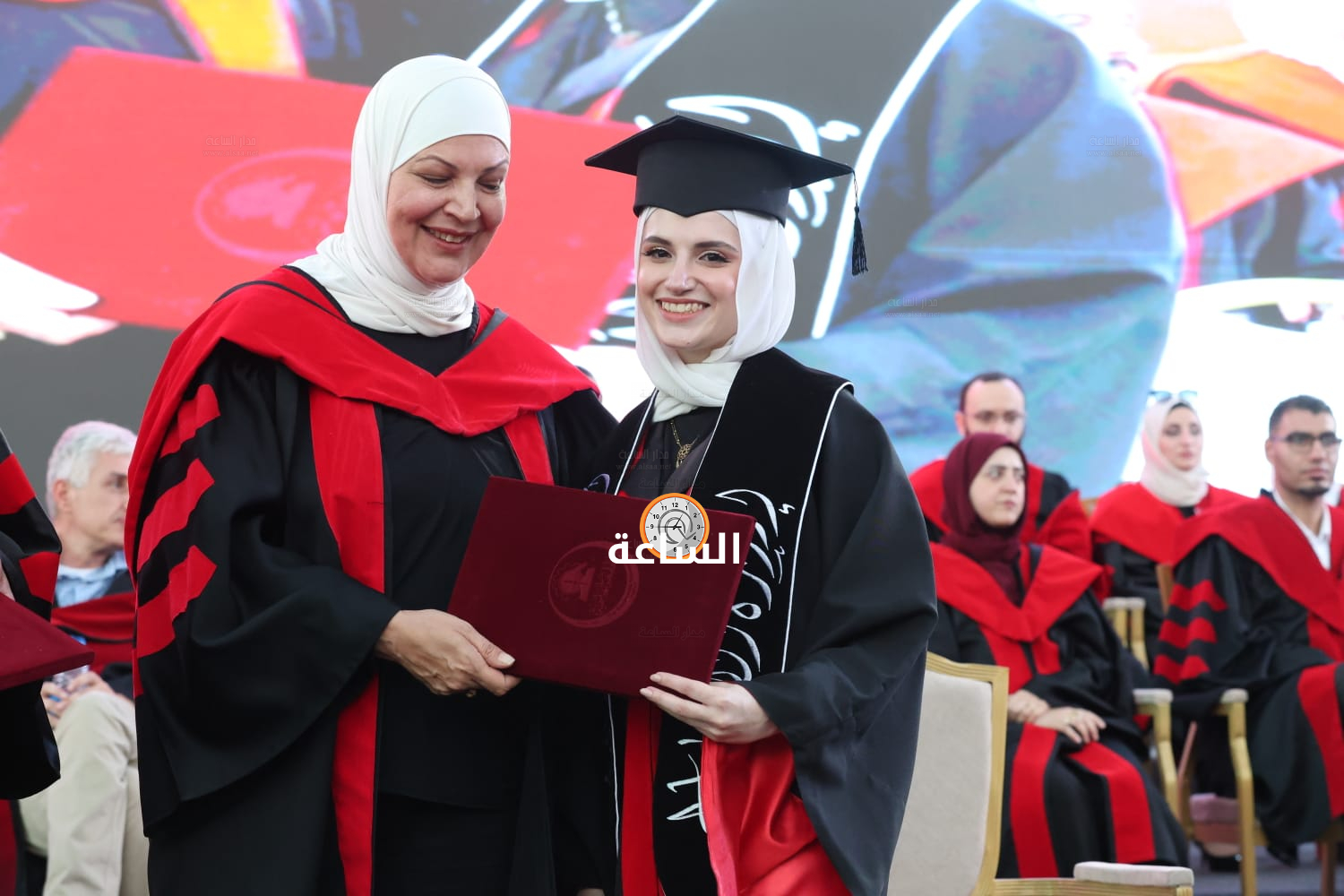 Madar Al-Saa Images 0.388316886254903