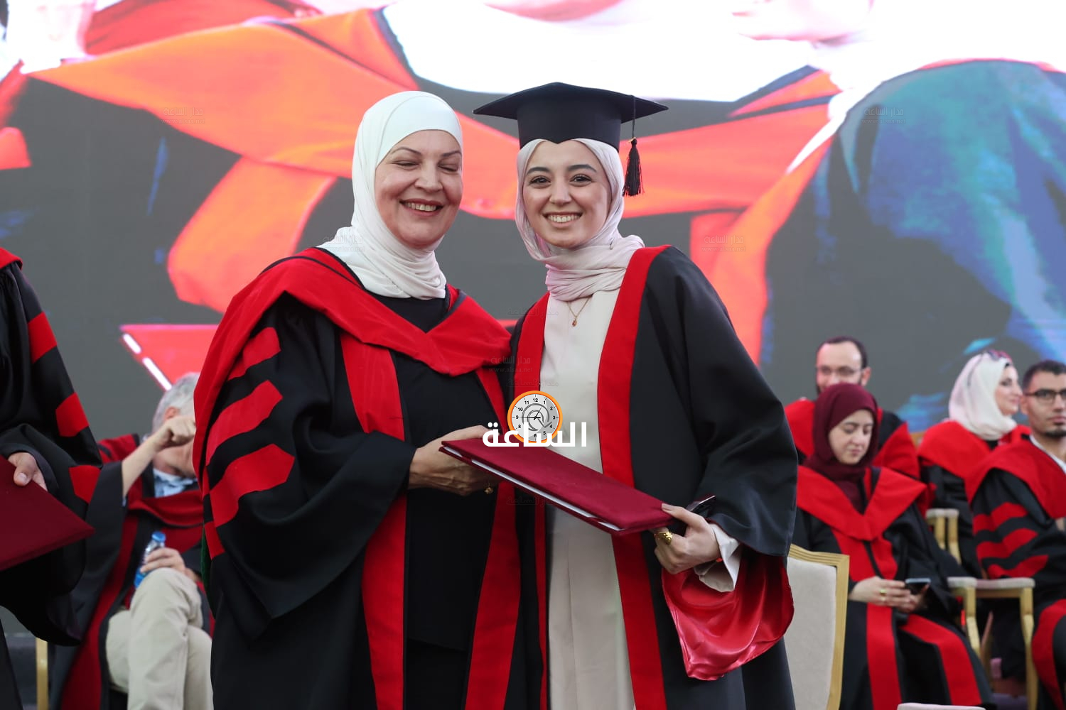 Madar Al-Saa Images 0.5861111263755158