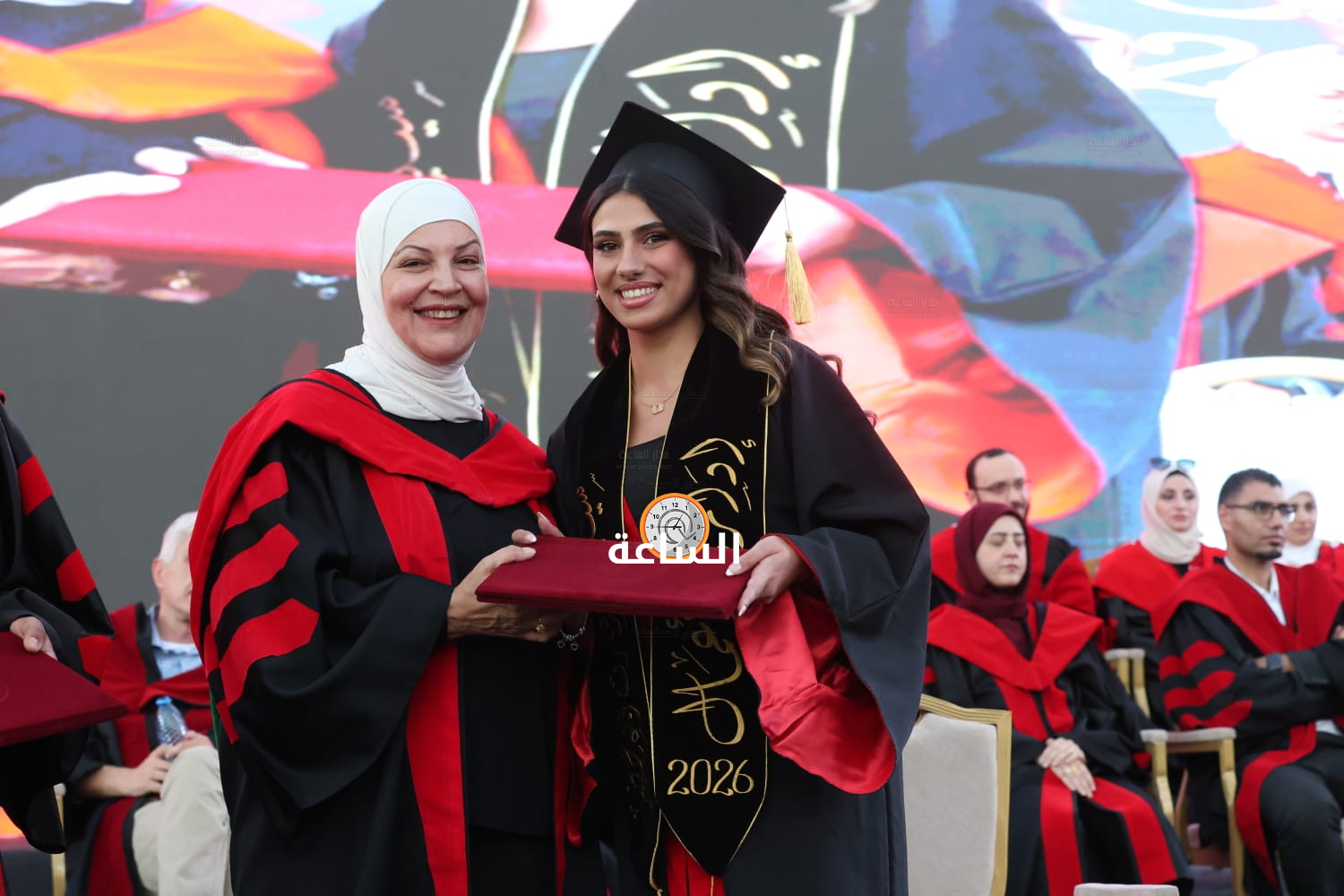Madar Al-Saa Images 0.37564436971923787