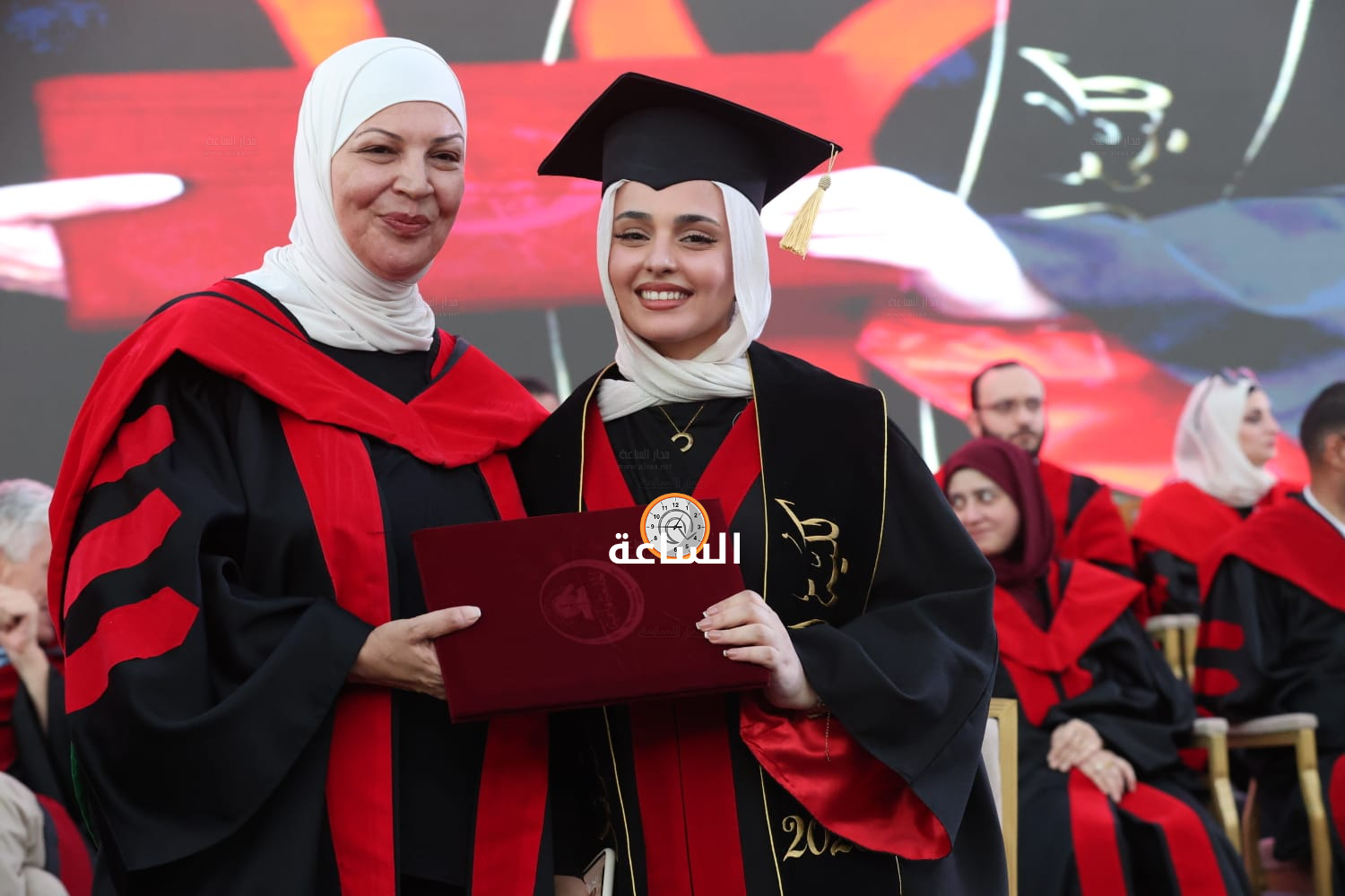 Madar Al-Saa Images 0.36403837898304825