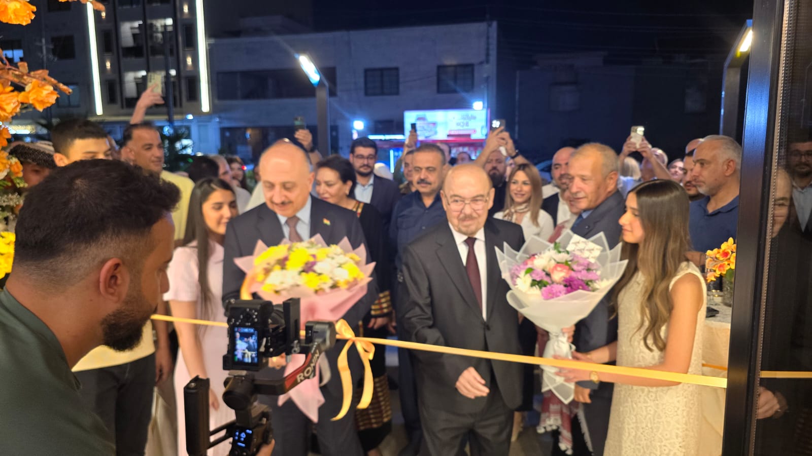 Madar Al-Saa Images 0.4929172601472894