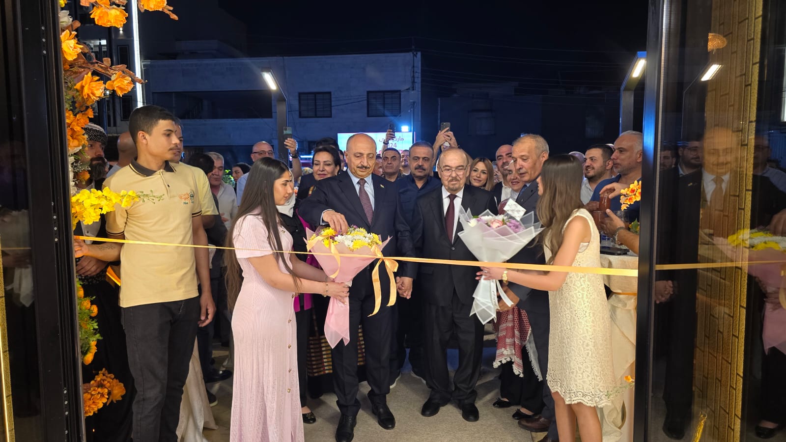 Madar Al-Saa Images 0.4444967516700715