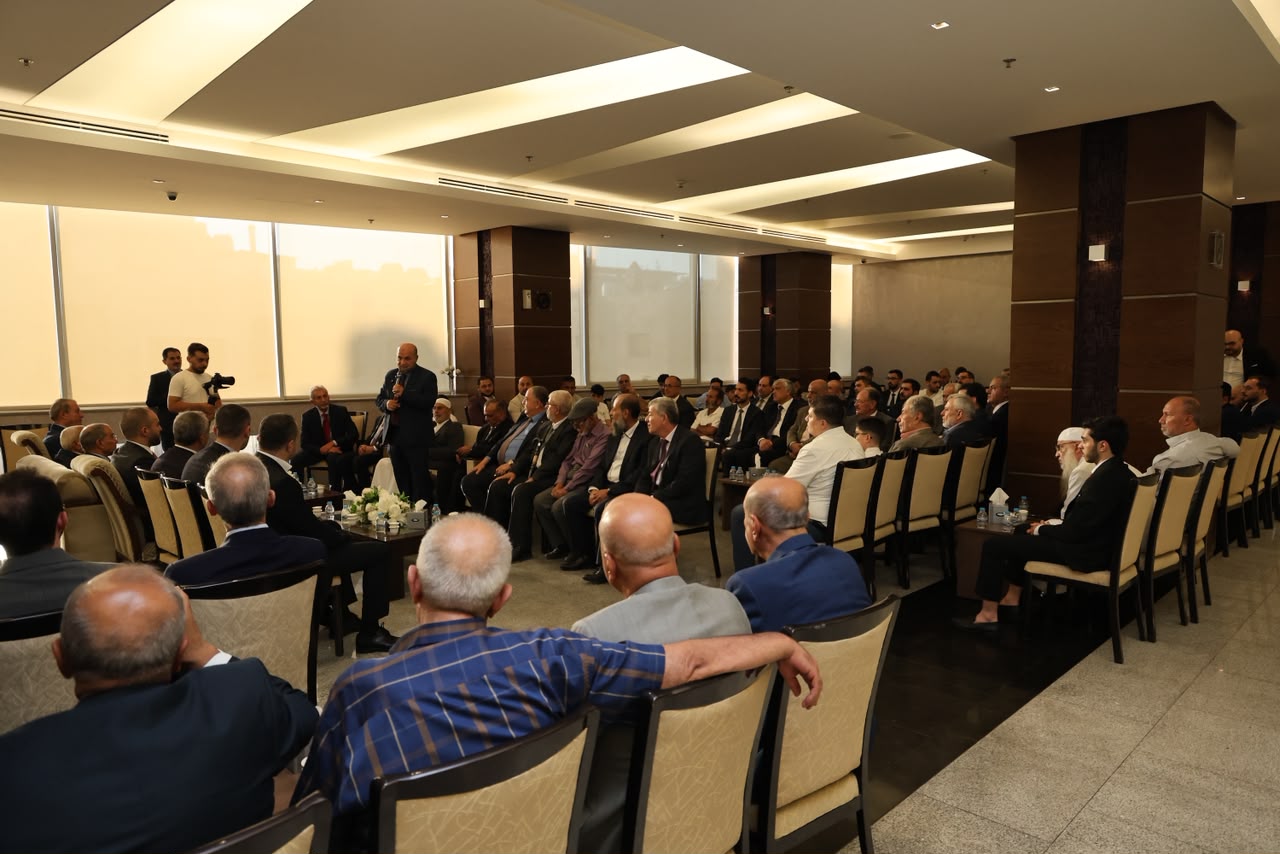 Madar Al-Saa Images 0.43643605986513445
