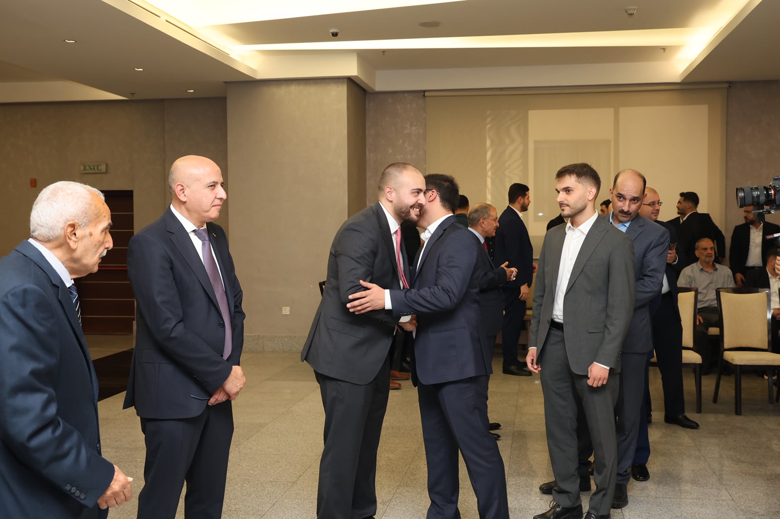 Madar Al-Saa Images 0.7403845304689167