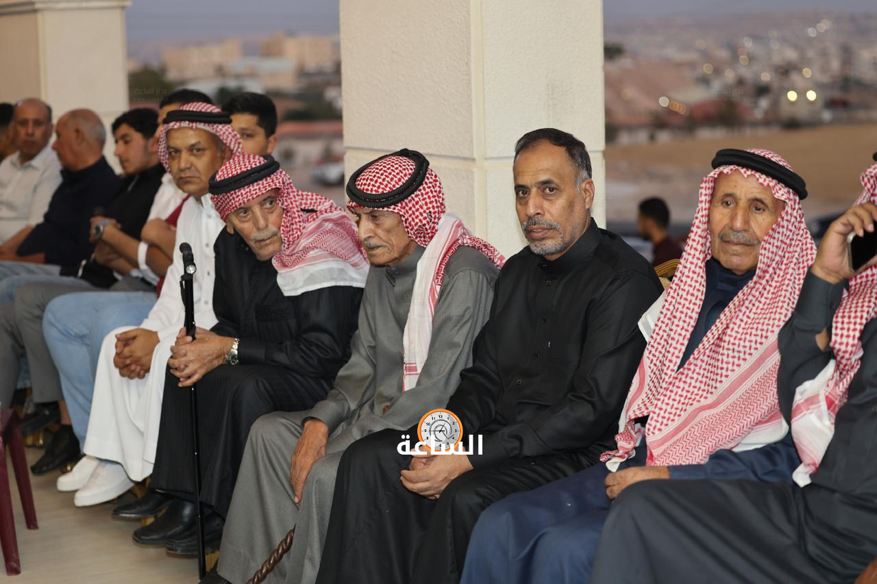 Madar Al-Saa Images 0.10915690933174627