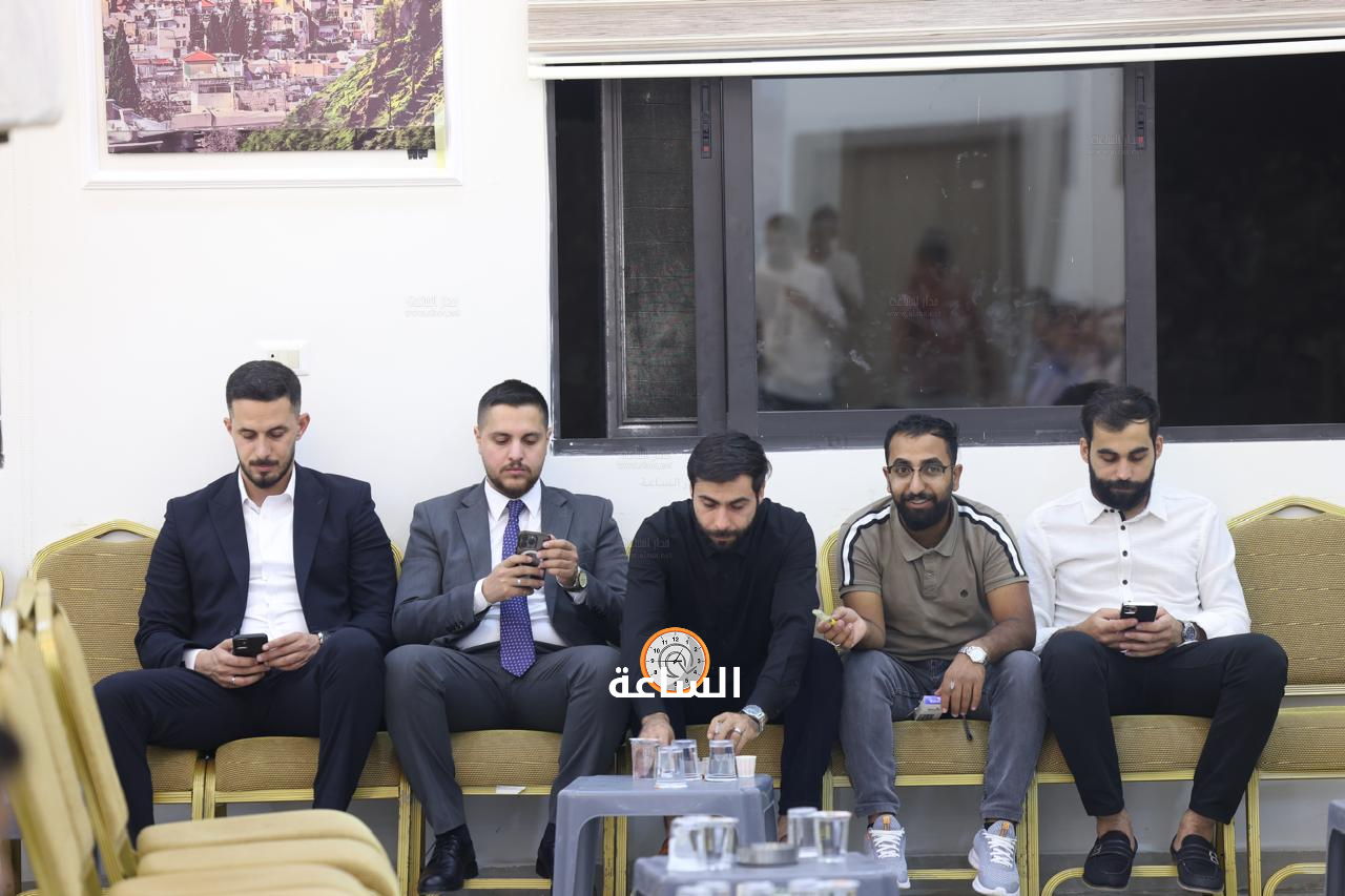 Madar Al-Saa Images 0.44651487551585134