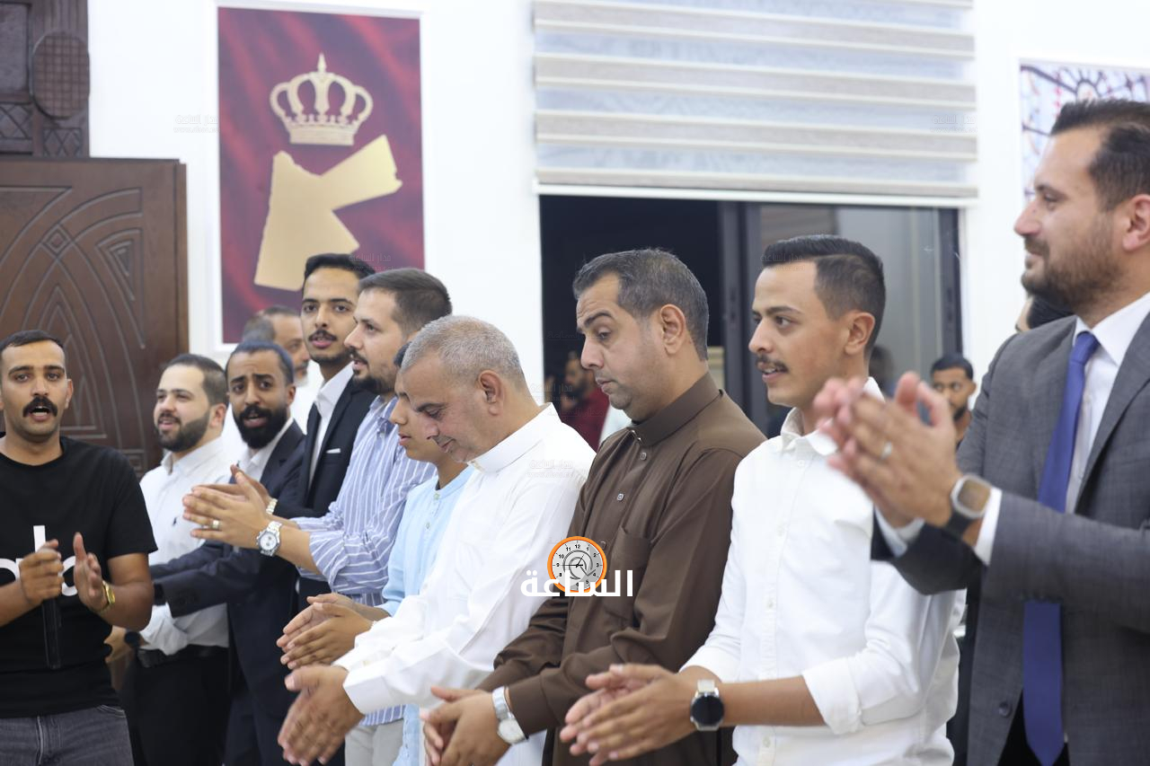 Madar Al-Saa Images 0.8779330337102343