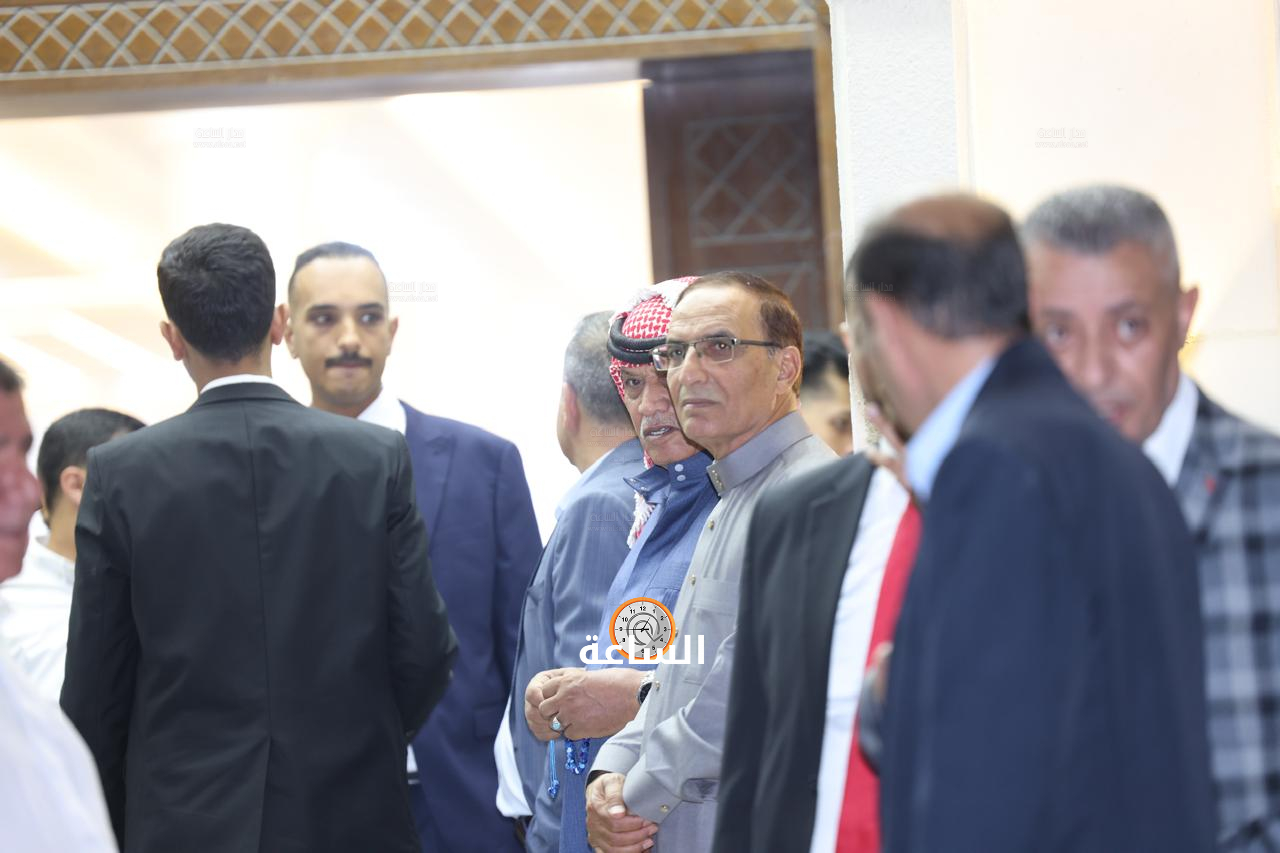 Madar Al-Saa Images 0.7003425346719486