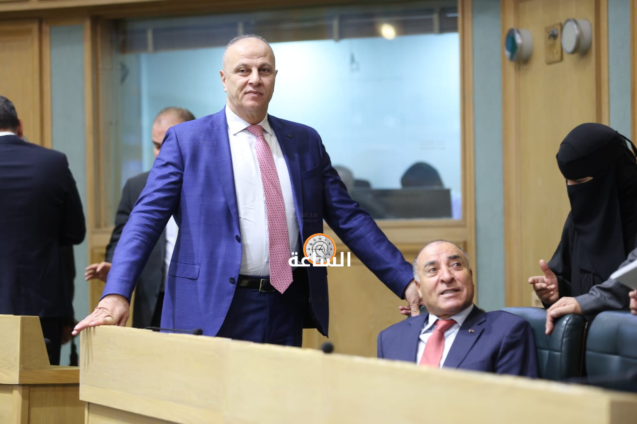 Madar Al-Saa Images 0.7606994674193799