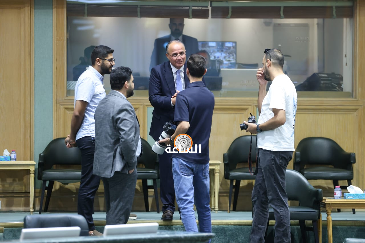 Madar Al-Saa Images 0.6218576614230958