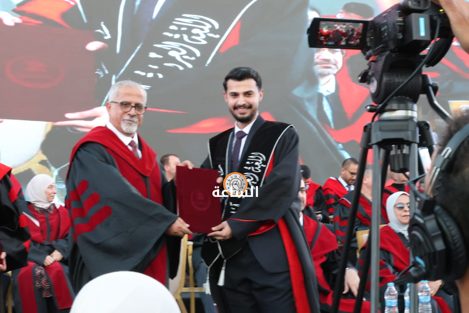 Madar Al-Saa Images 0.9094057409287627