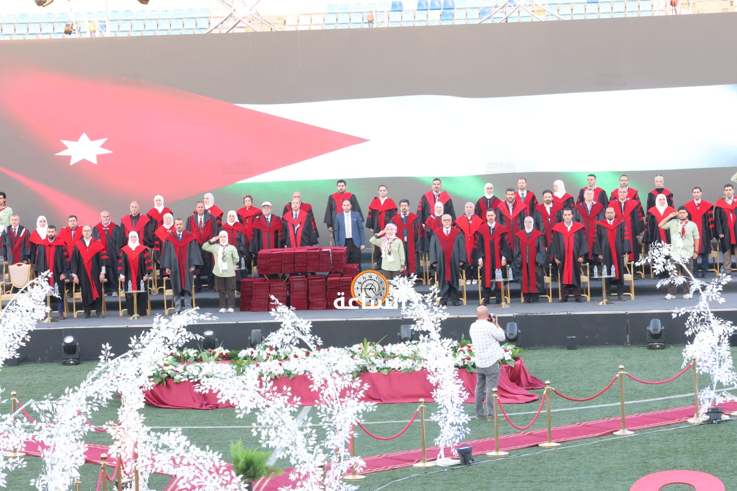Madar Al-Saa Images 0.23653534320264957