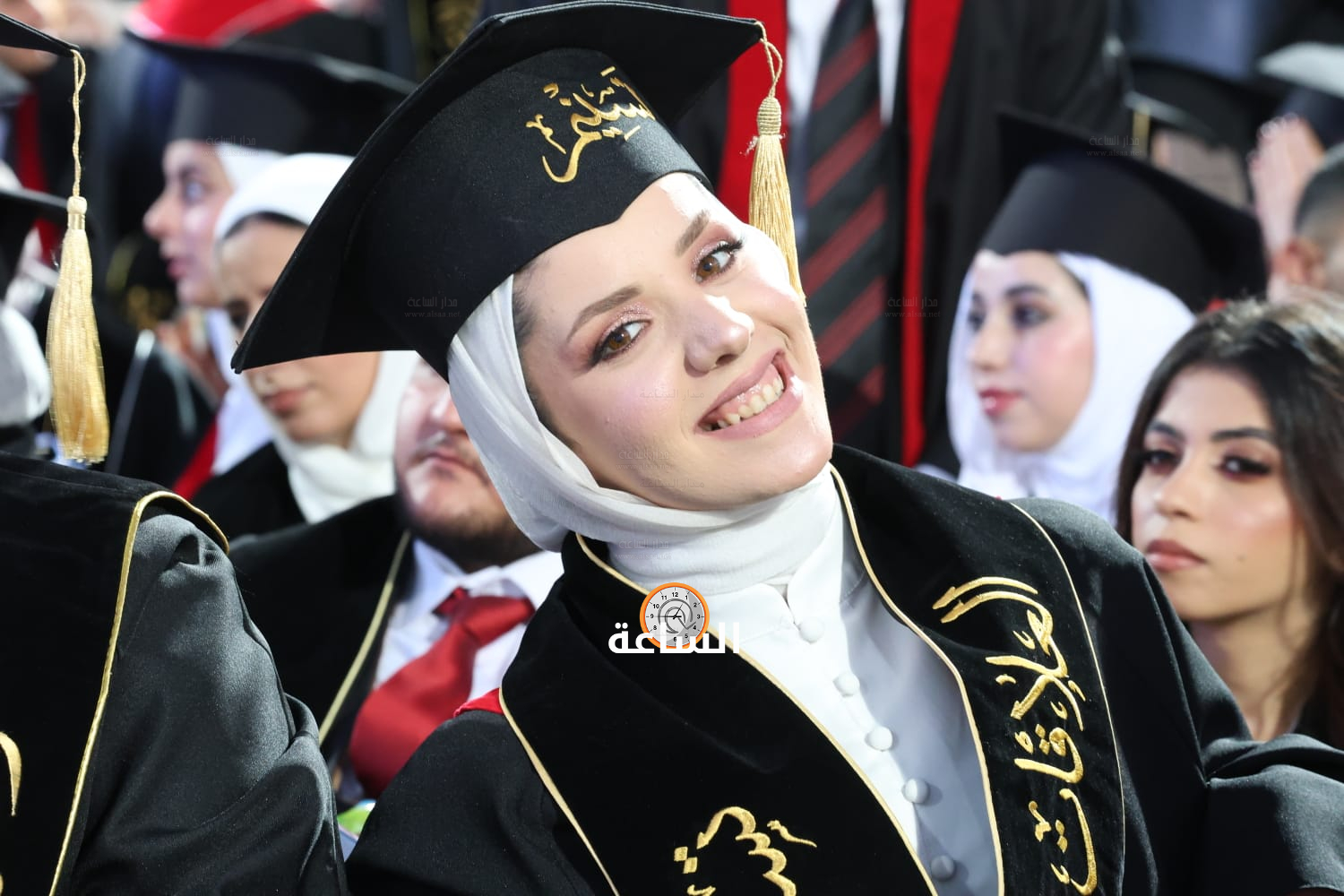 Madar Al-Saa Images 0.5001912554018434