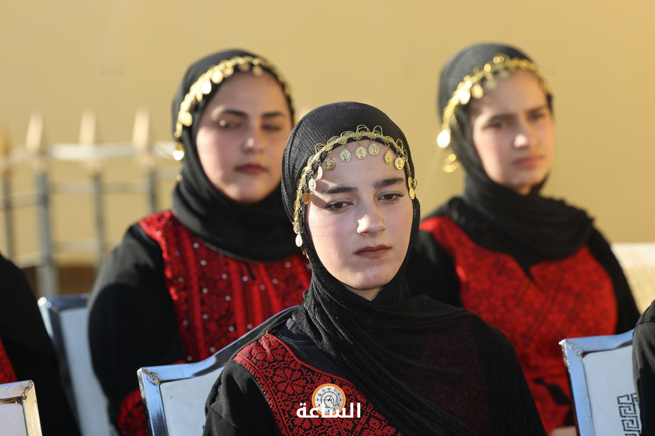 Madar Al-Saa Images 0.9796094986606357