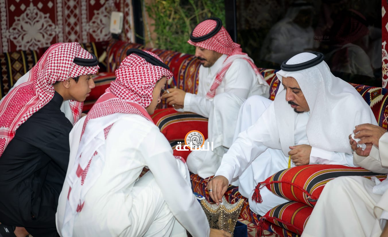 Madar Al-Saa Images 0.1759977568296408