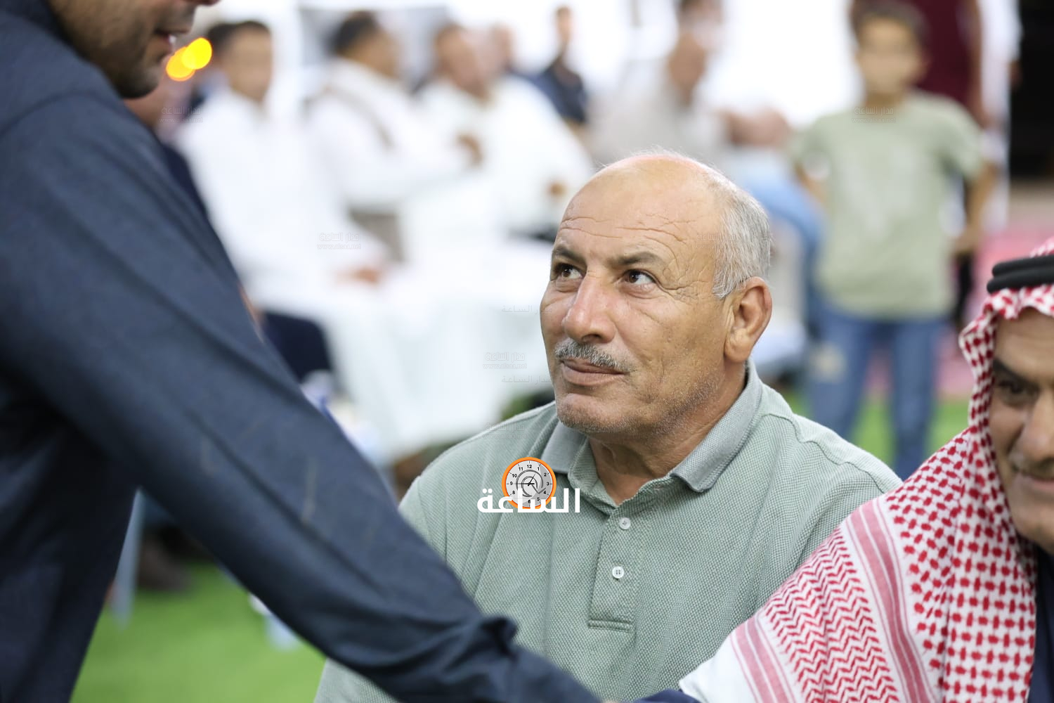 Madar Al-Saa Images 0.8792621325095019