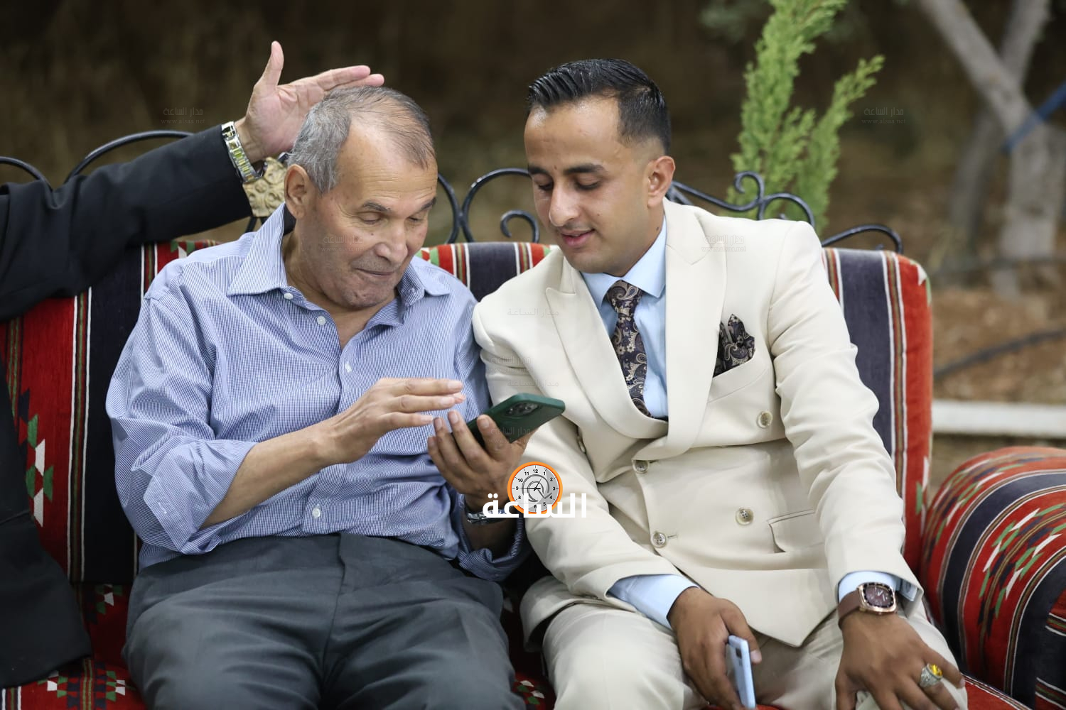 Madar Al-Saa Images 0.8909416671435537