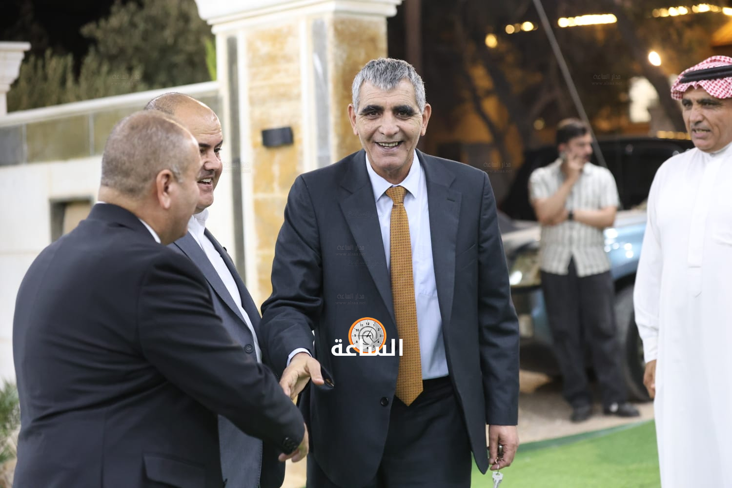 Madar Al-Saa Images 0.8771710276409973