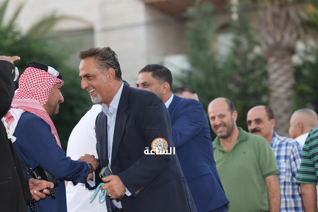 Madar Al-Saa Images 0.645838016629008