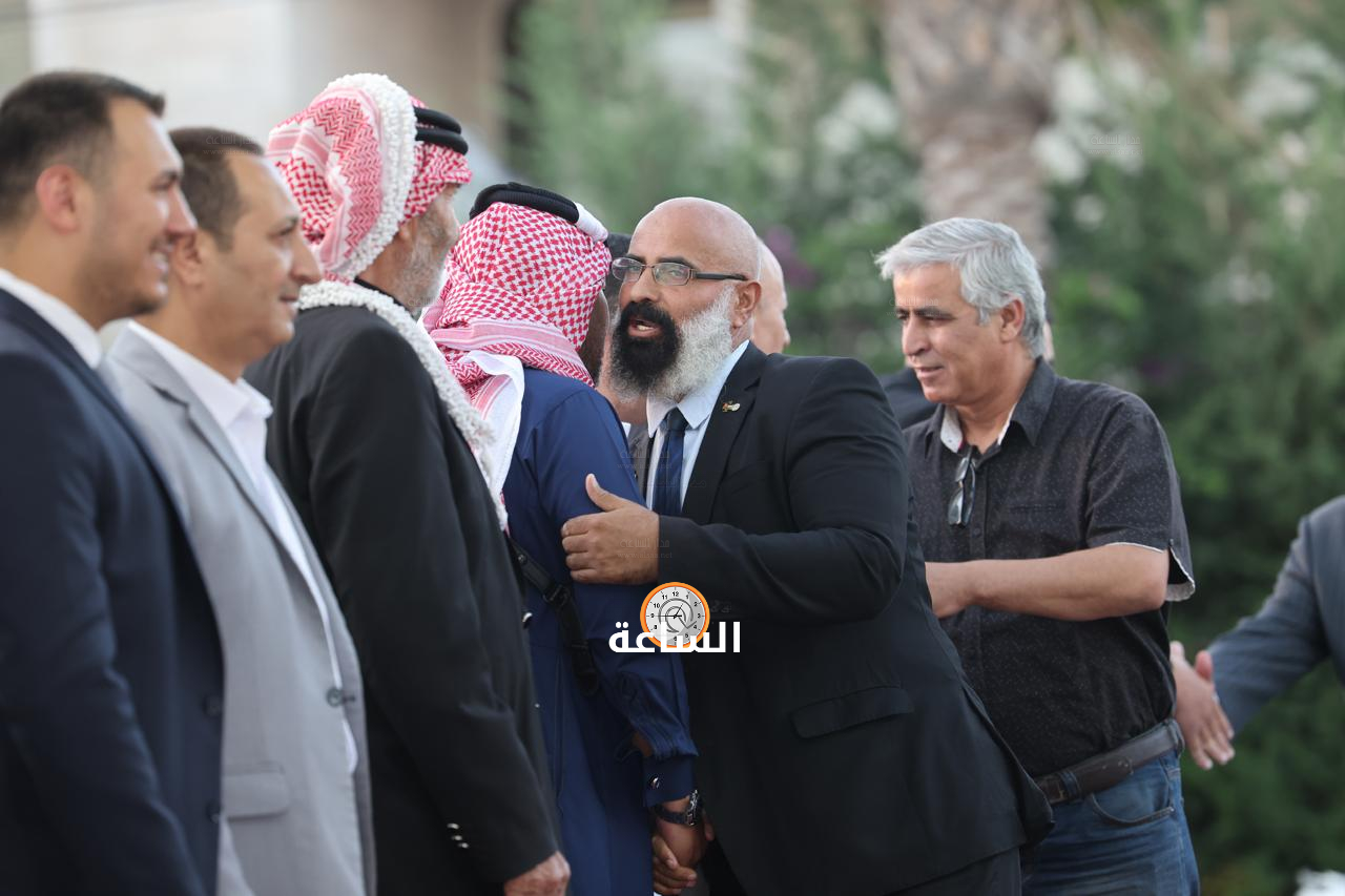 Madar Al-Saa Images 0.8963530467552032