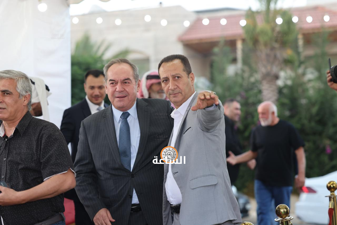 Madar Al-Saa Images 0.562627697547364