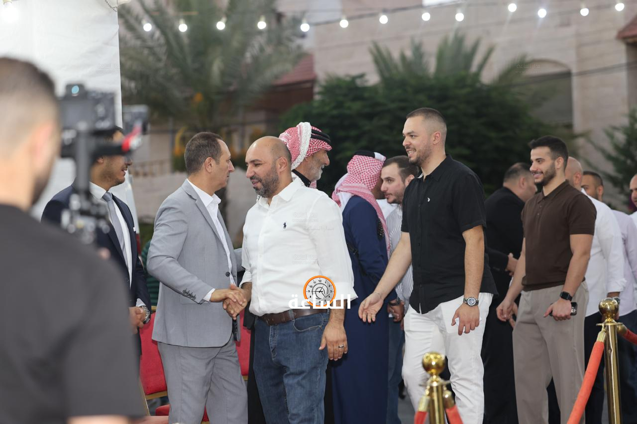 Madar Al-Saa Images 0.7975286486100921