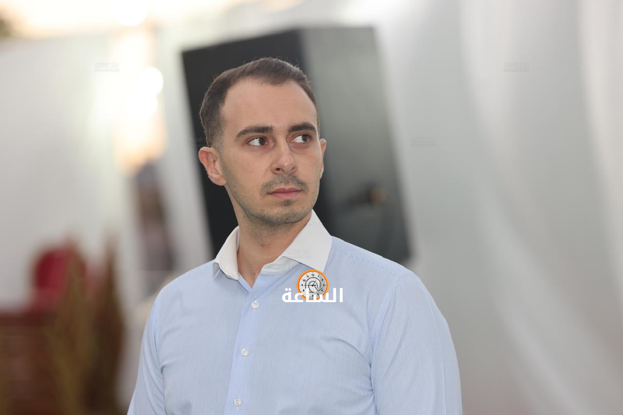 Madar Al-Saa Images 0.7498318047926827