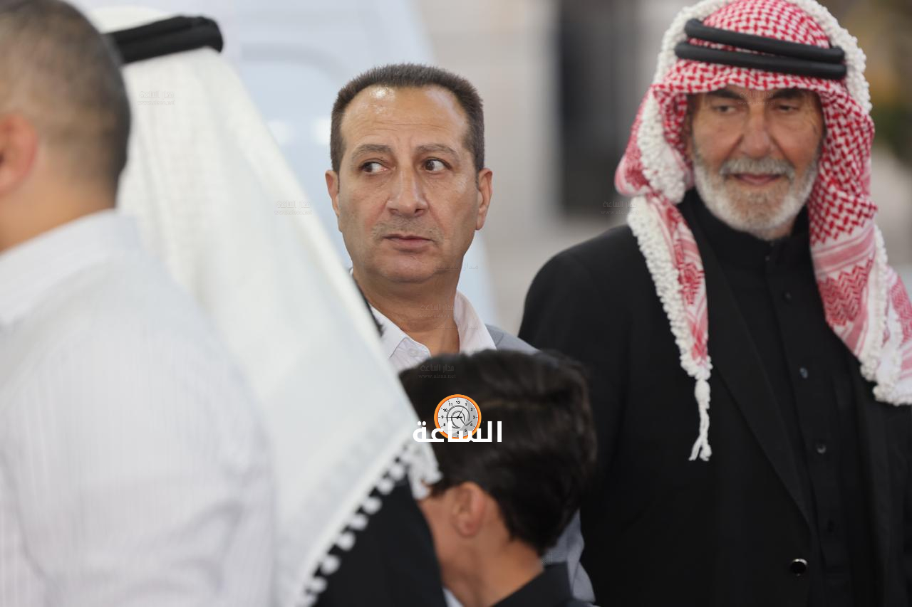 Madar Al-Saa Images 0.5773419399800623
