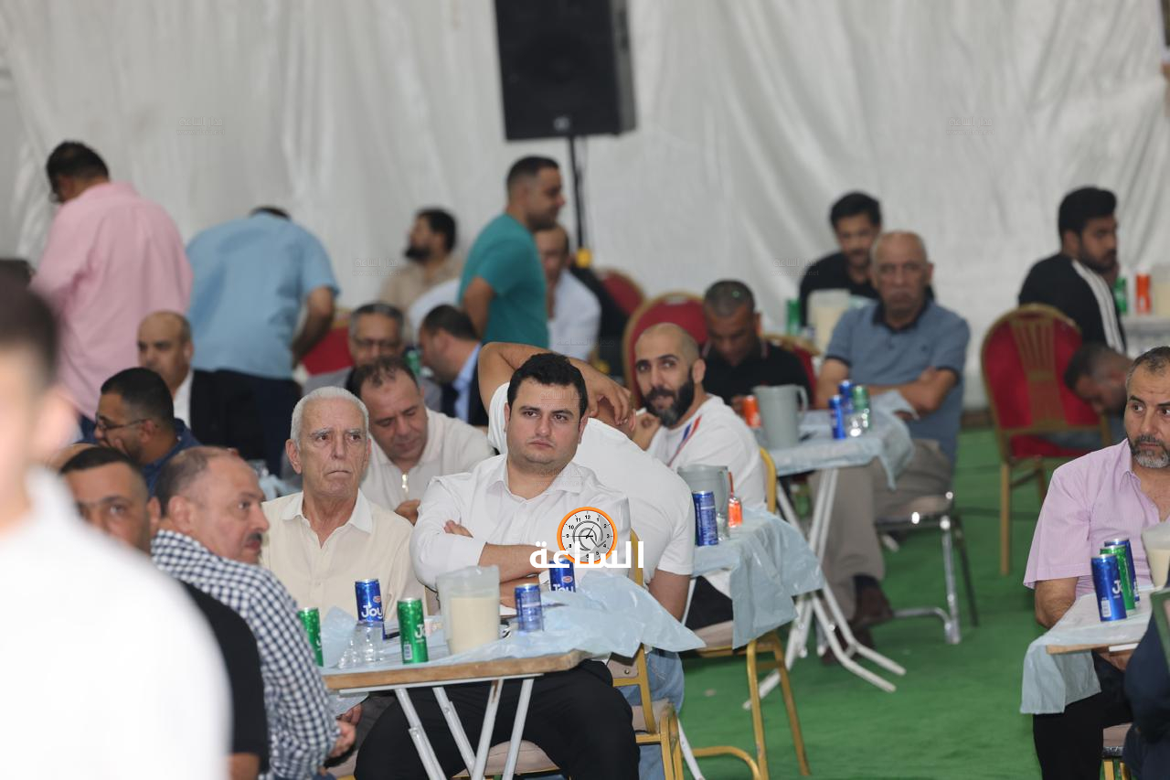 Madar Al-Saa Images 0.43849041774497277