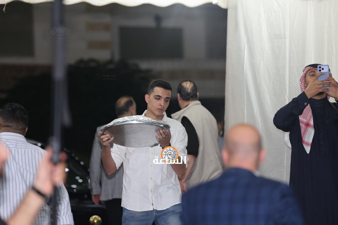 Madar Al-Saa Images 0.3407975849702346