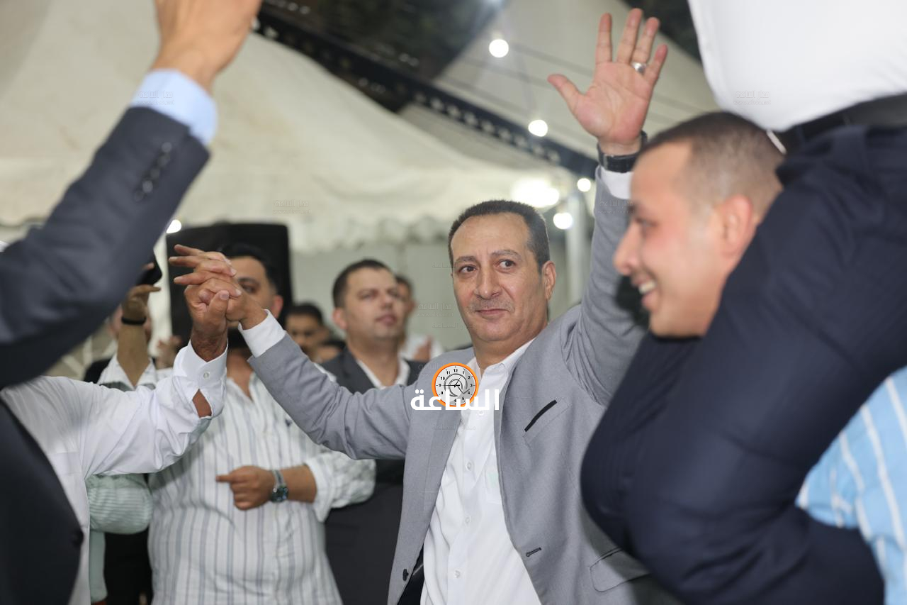 Madar Al-Saa Images 0.01947674388575016