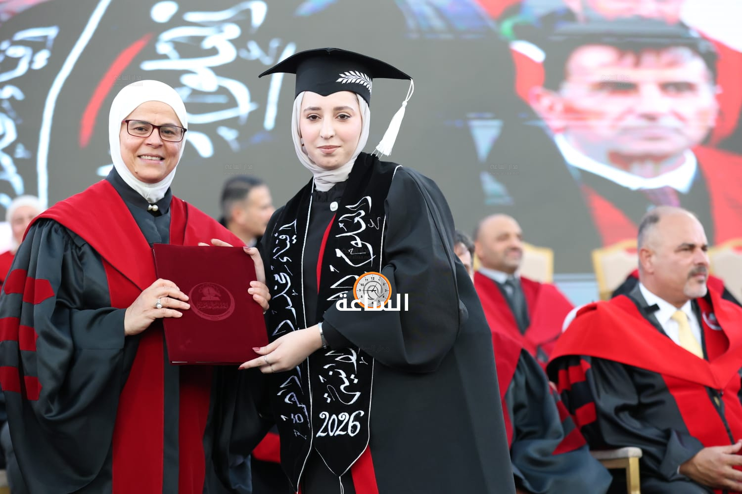 Madar Al-Saa Images 0.8184159431428389