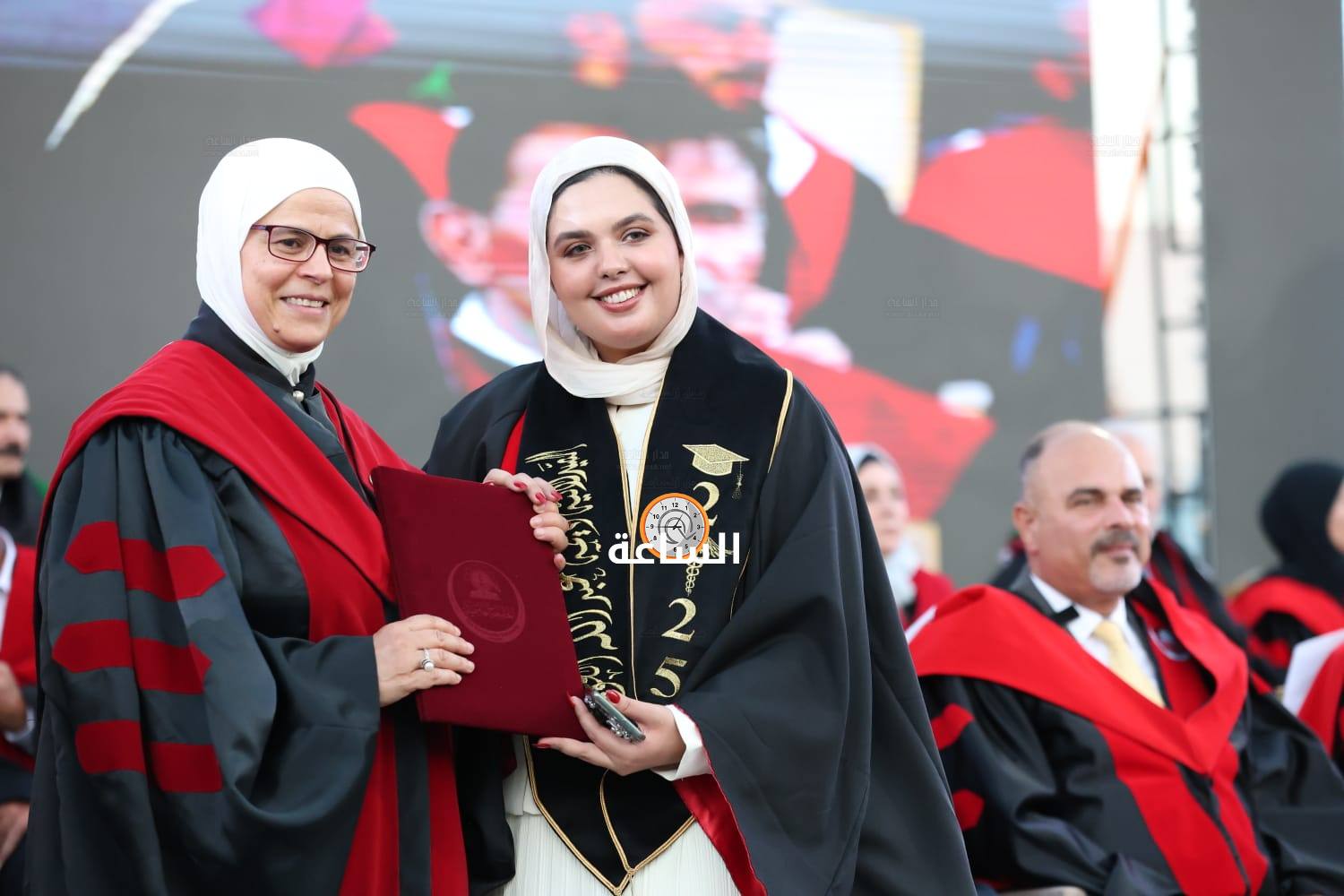Madar Al-Saa Images 0.7968072388960088