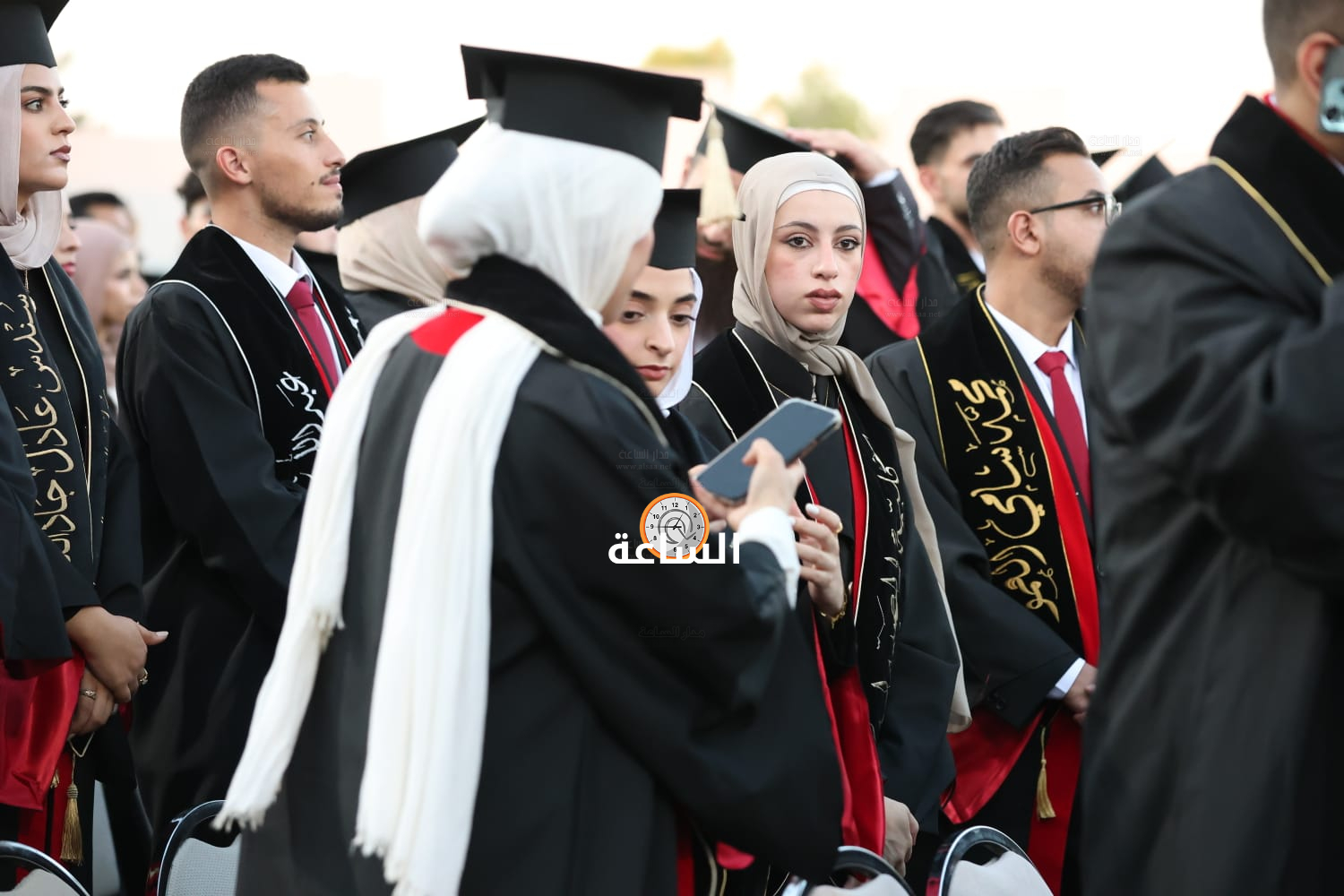 Madar Al-Saa Images 0.023812414270557358