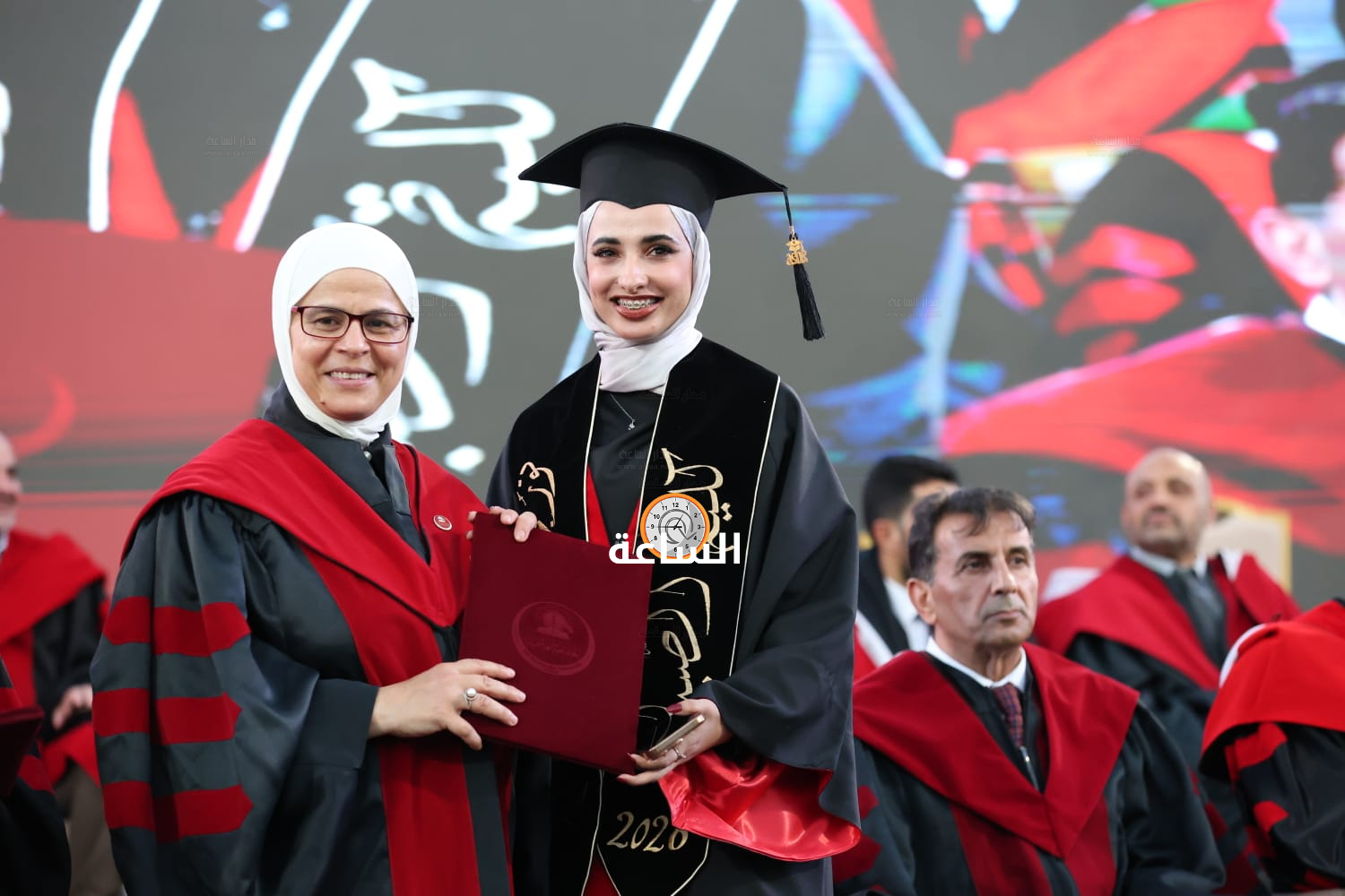 Madar Al-Saa Images 0.3104659649592135