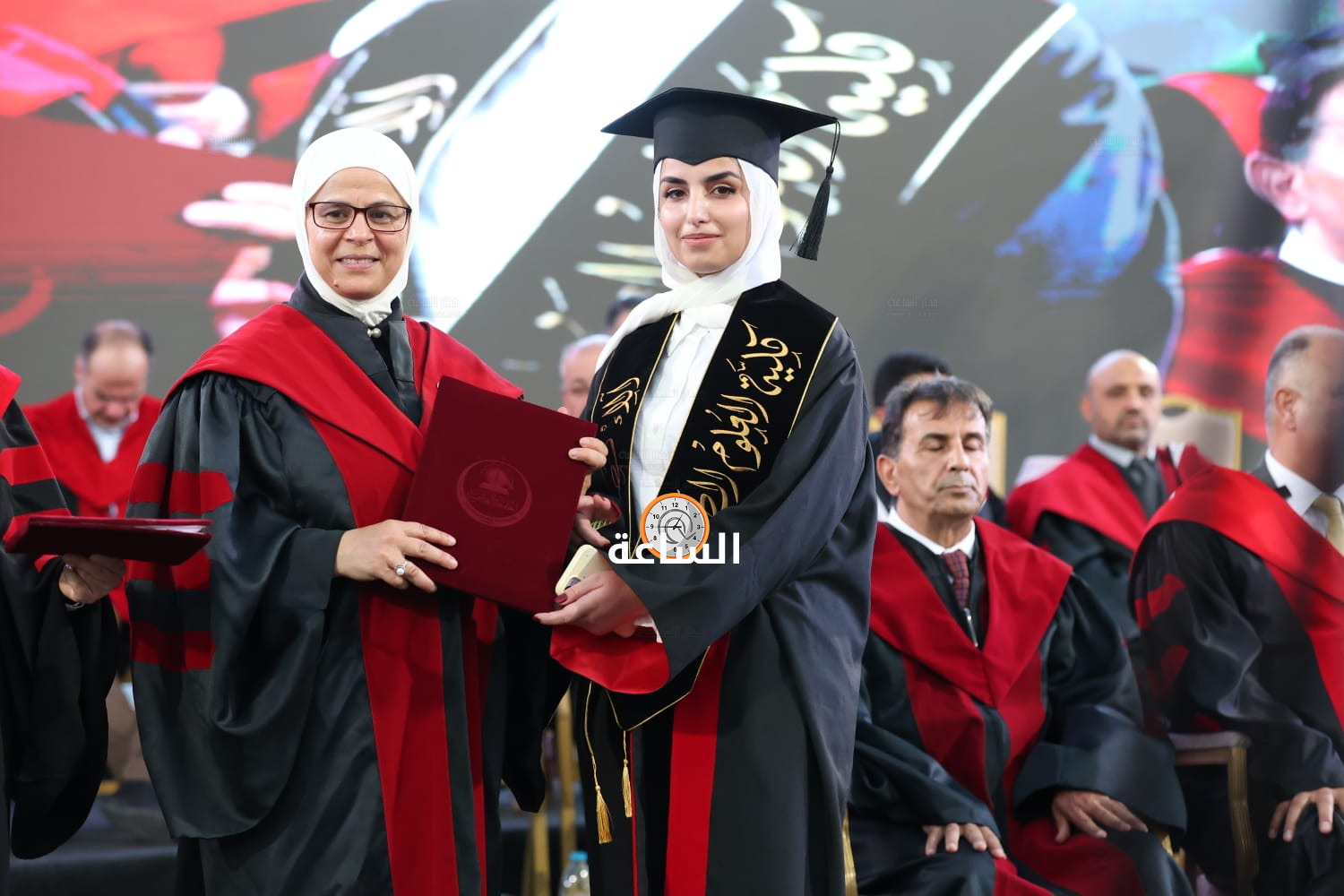 Madar Al-Saa Images 0.899316189563707