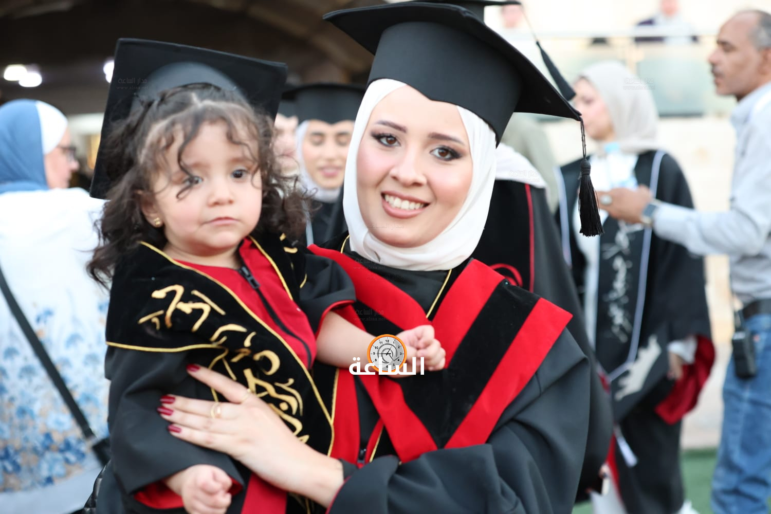 Madar Al-Saa Images 0.5378767487067853