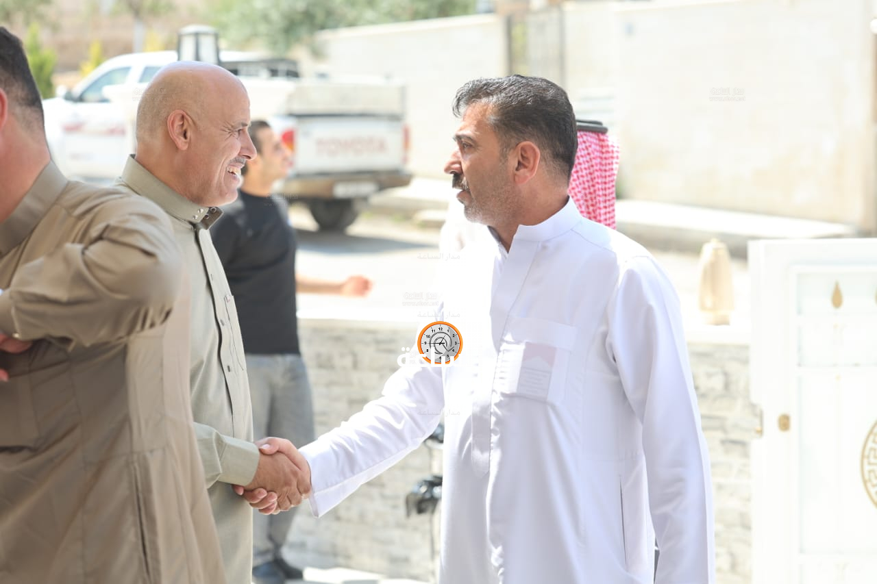 Madar Al-Saa Images 0.40361421459178026