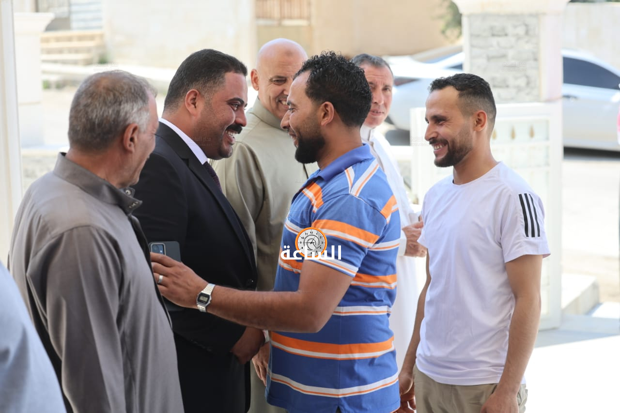 Madar Al-Saa Images 0.9186704751269718