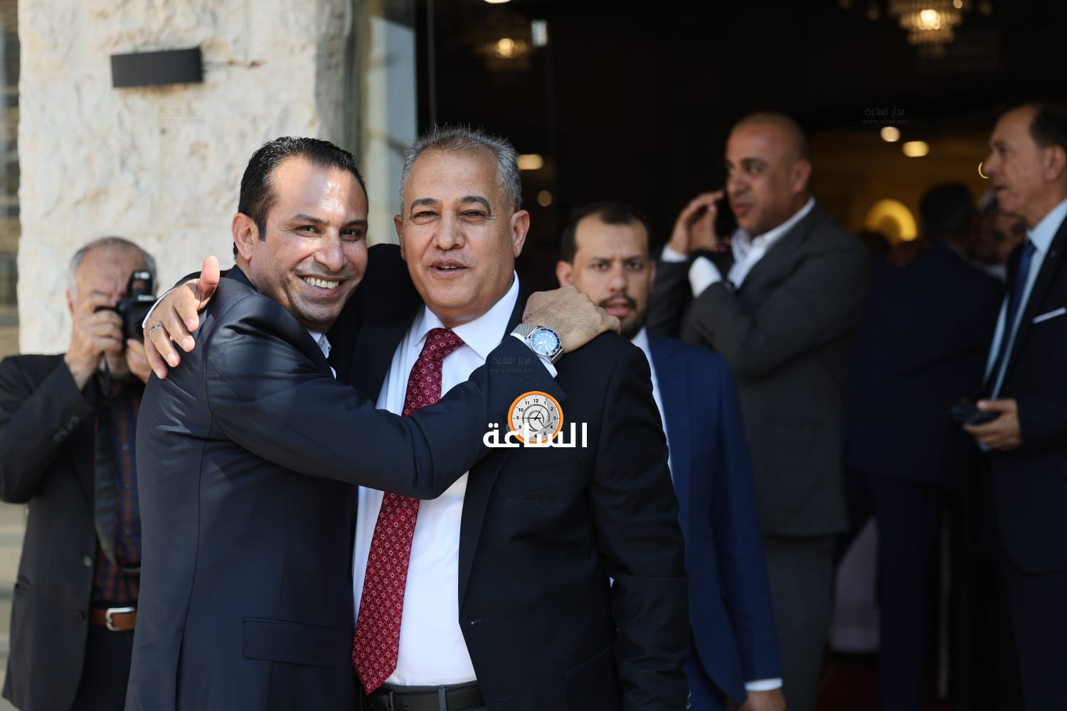 Madar Al-Saa Images 0.11233555672442574