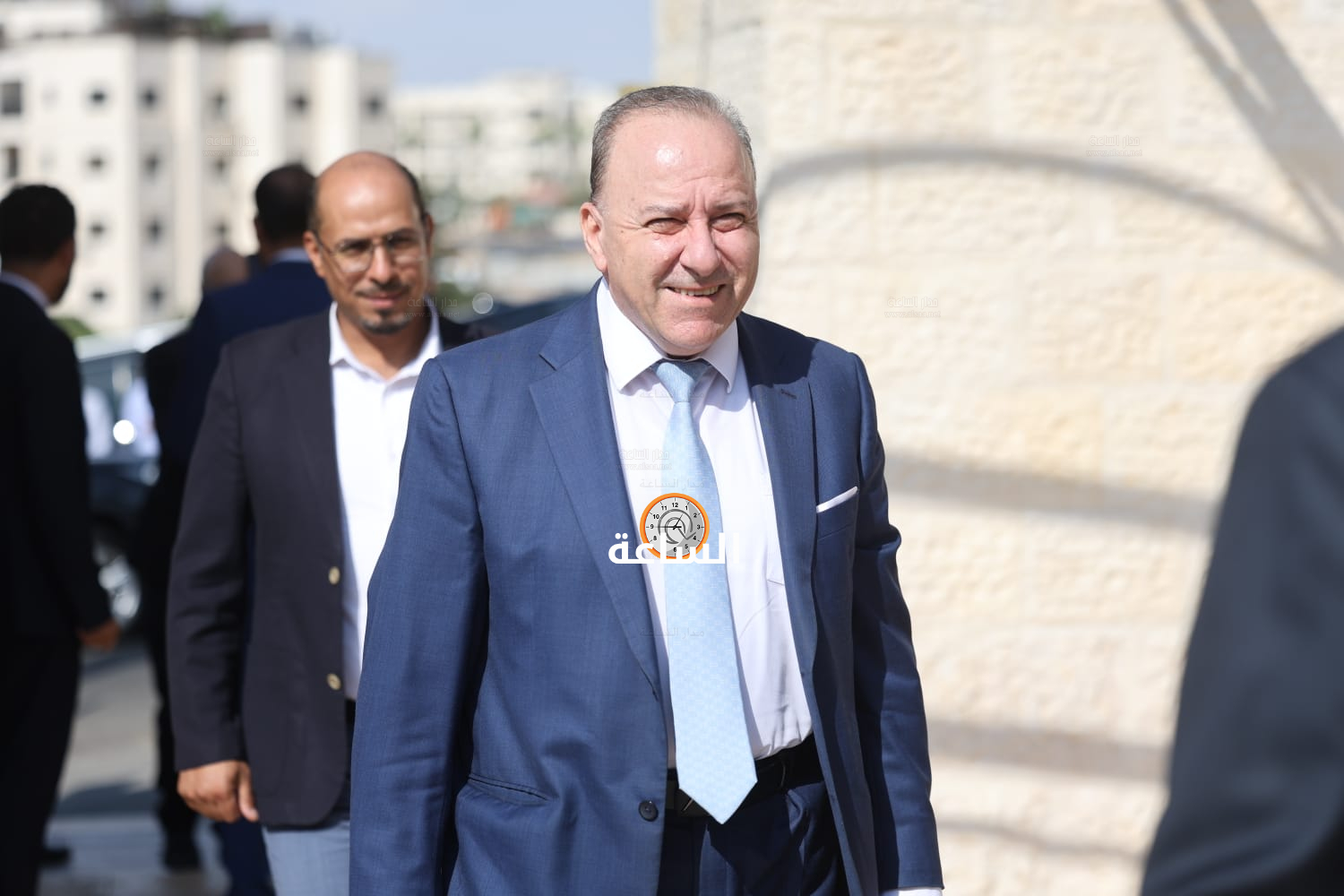 Madar Al-Saa Images 0.048370808150416944