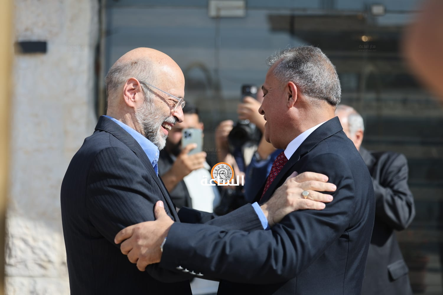 Madar Al-Saa Images 0.79044085055574