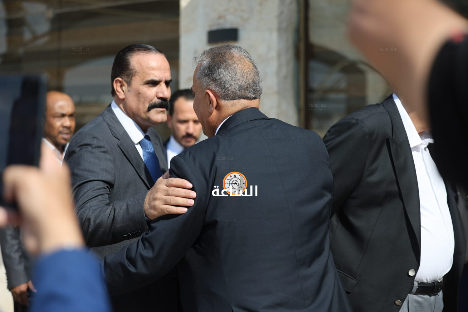 Madar Al-Saa Images 0.2265372139804691