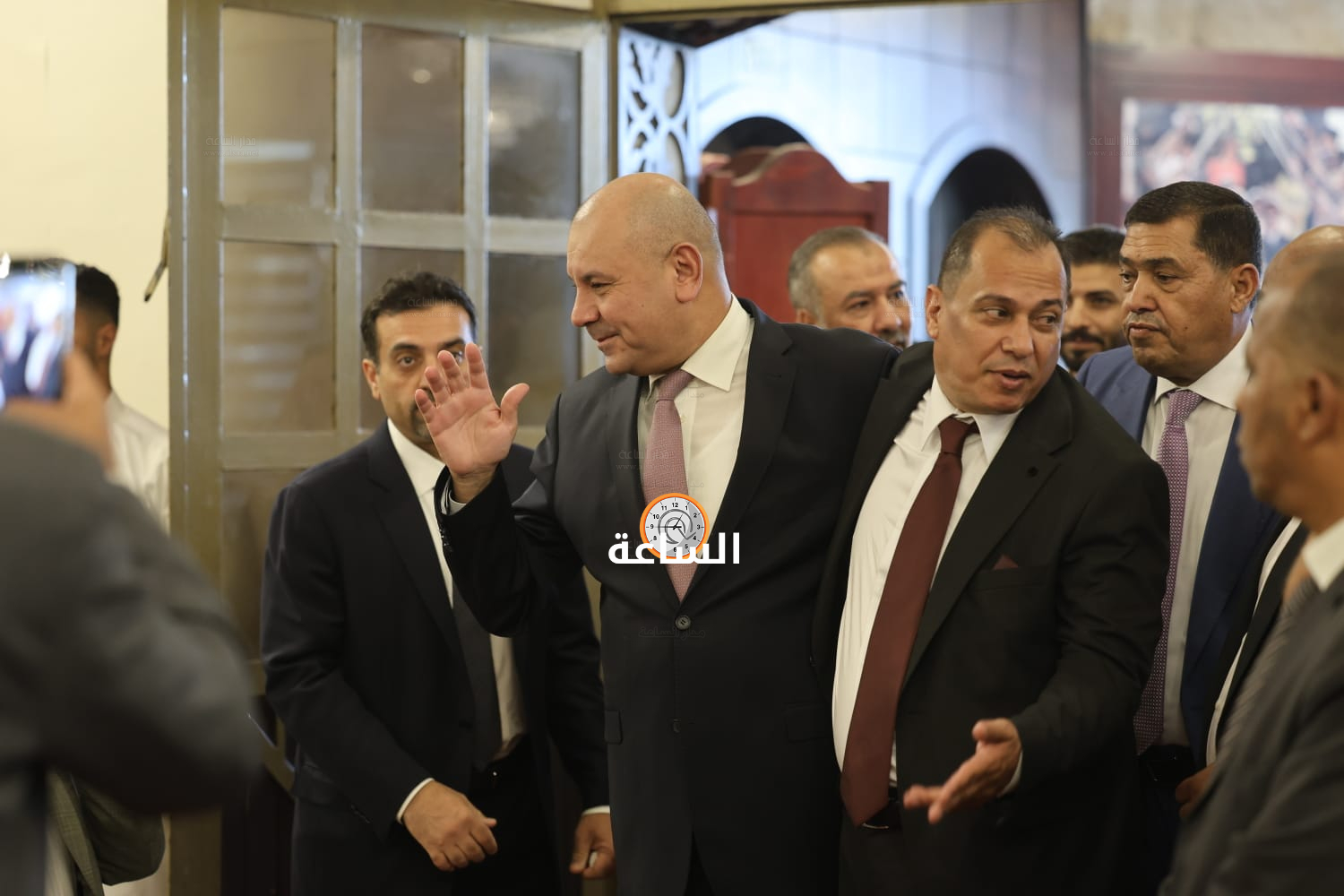 Madar Al-Saa Images 0.30485985284386974