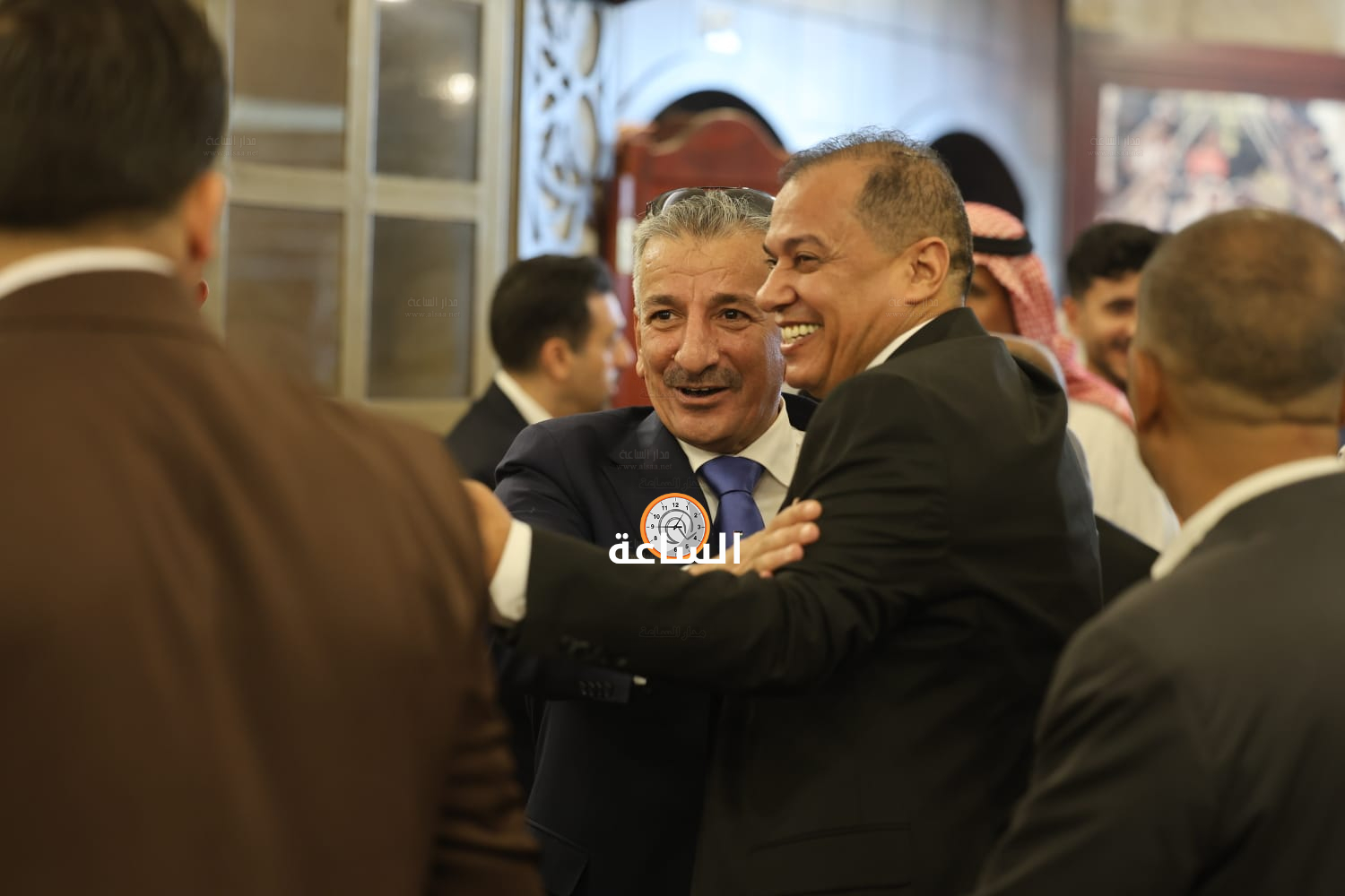 Madar Al-Saa Images 0.569208819440367